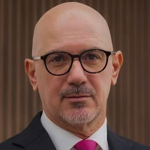 Dr. Miguel Alvarado Alvarado Dental Valencia, Spain